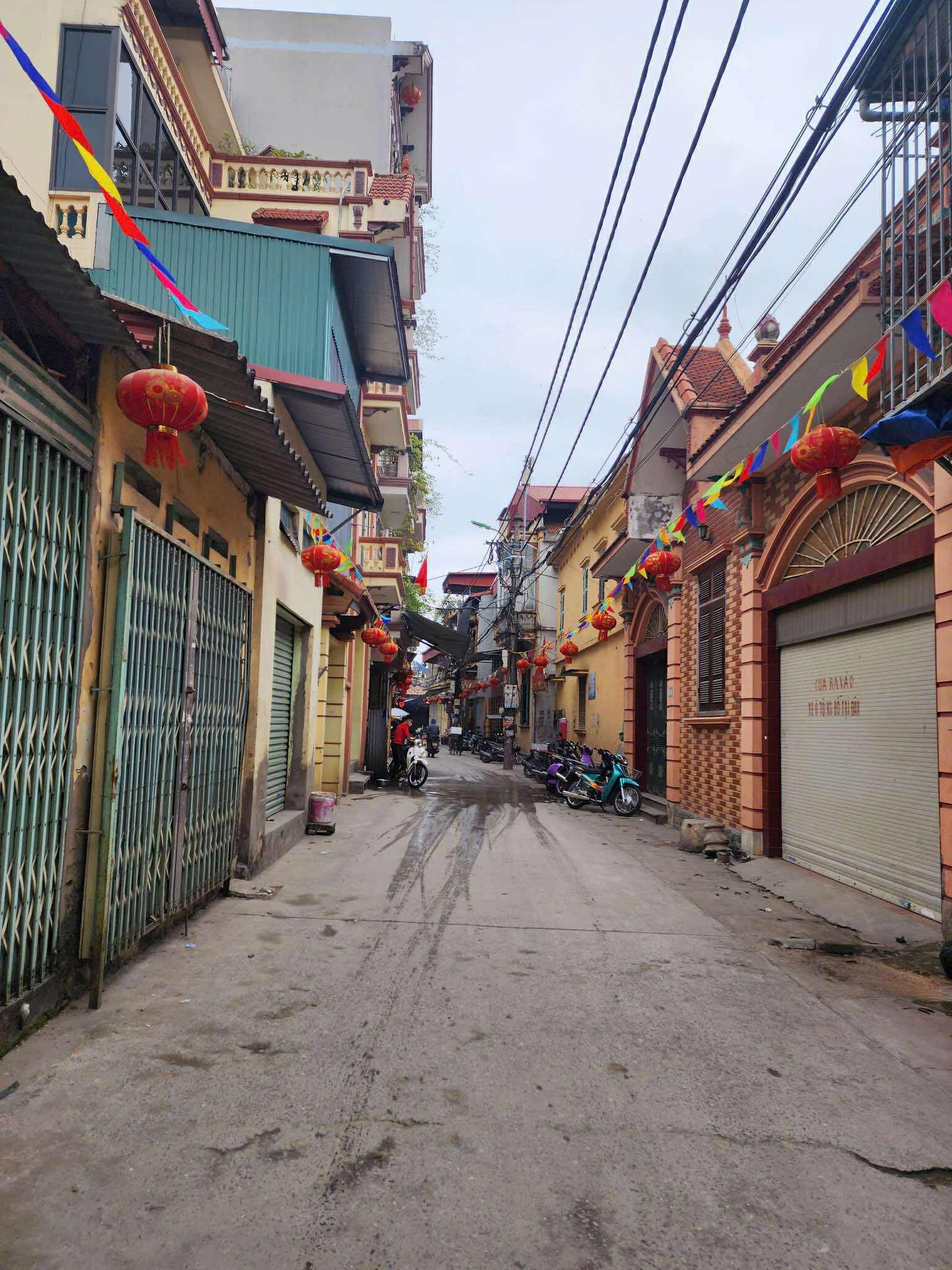 Bán 2 lô đất đẹp gần khu kinh doanh buôn bán sầm uất