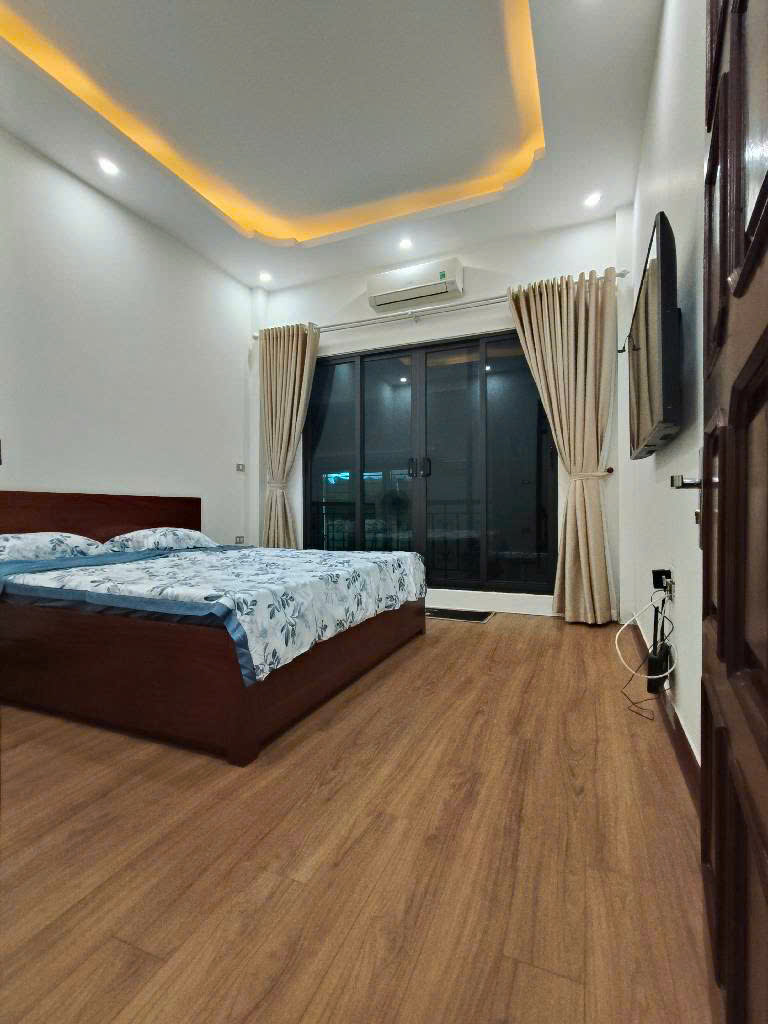 Bán nhà Nguyễn Viết Xuân, Phân lô quan chức, Diện tích sử dụng hơn 170m2, giá nhỉnh 15 tỷ