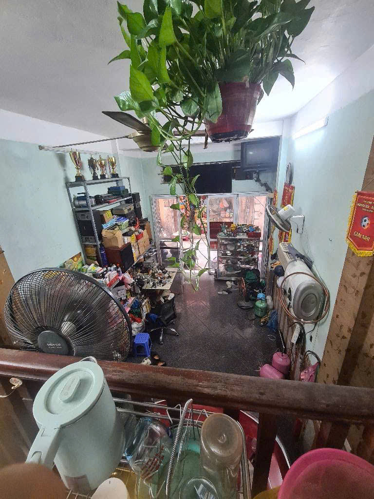 Bán nhà Khương Trung, Ba gác xe máy tránh nhau, 42m2, nhỉnh 8 tỷ có thương lượng