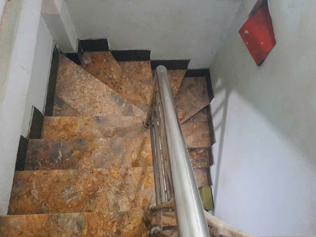 Bán nhà Khương Trung, Ba gác xe máy tránh nhau, 42m2, nhỉnh 8 tỷ có thương lượng