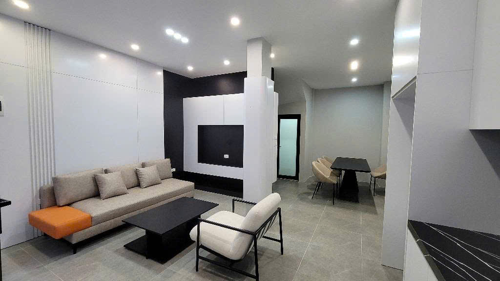 Bán nhà HIẾM Nguyễn Thị Định, 42m2, giá nhỉnh 14 tỷ