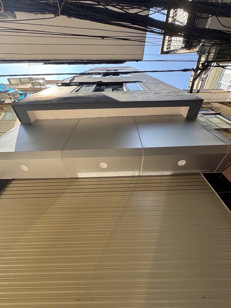 NHÀ ĐẸP TRUNG TÂM HOÀNG MAI sầm uất  7x tỷ