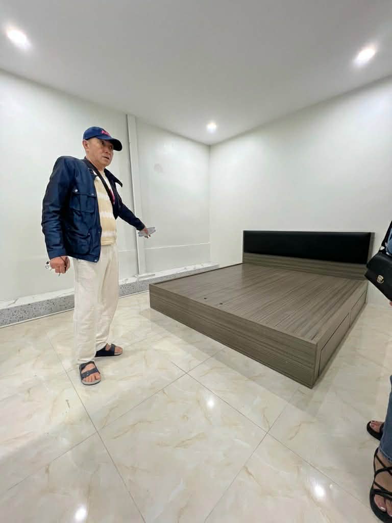 MẶT PHỐ - DÒNG TIỀN THUÊ 36TR/1 THÁNG - ĐỐI DIỆN GA HÀ NỘI