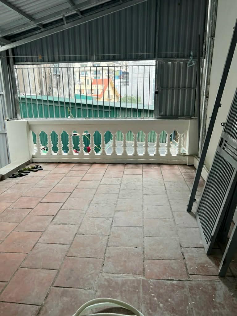 MẶT PHỐ - DÒNG TIỀN THUÊ 36TR/1 THÁNG - ĐỐI DIỆN GA HÀ NỘI