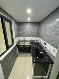 MẶT PHỐ - DÒNG TIỀN THUÊ 36TR/1 THÁNG - ĐỐI DIỆN GA HÀ NỘI