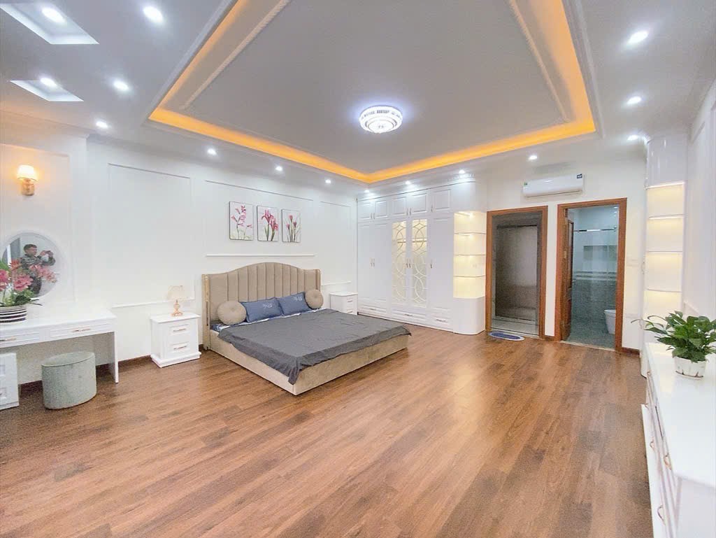 NHÀ ĐẸP TRUNG TÂM HÀ ĐÔNG sầm uất 7x tỷ