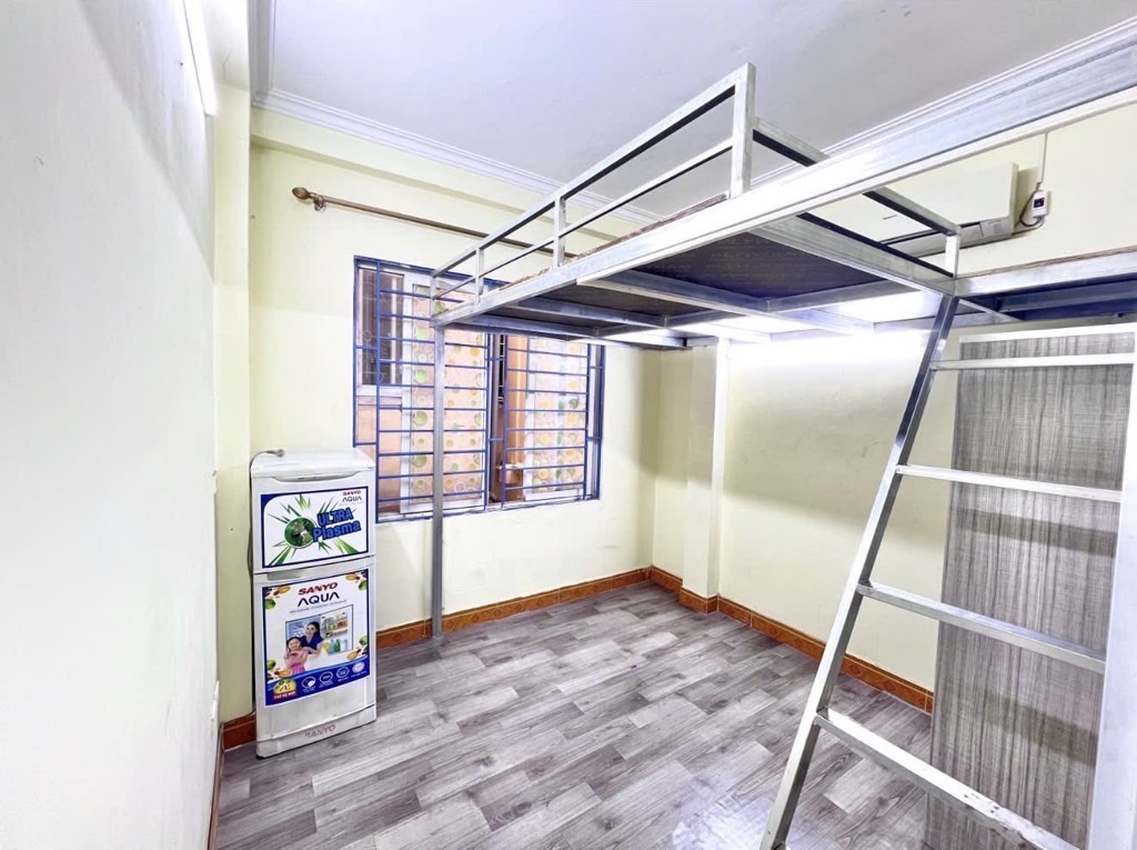 Bán Gấp Nhà Lô góc