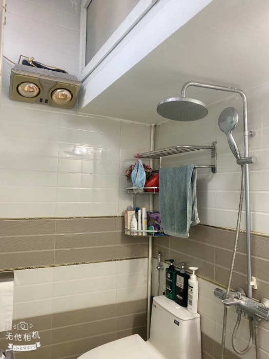 Nhà trong Ngõ ở Ngô Gia Tự, 44m2, 4 tầng, chỉ từ 8 đồng,ô tô vào ngõ thoải mái.