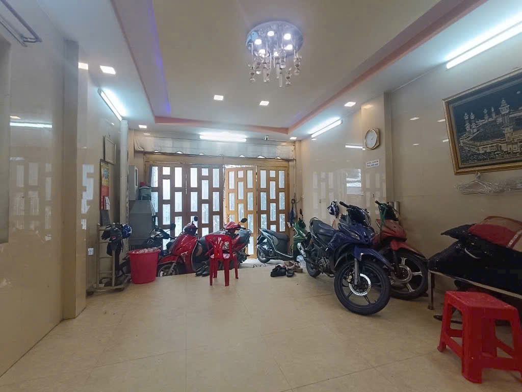 Dương Bá Trạc – Vị Trí Chiến Lược