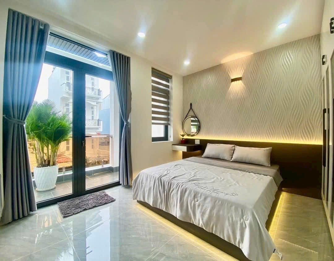 NHỈNH 25 TỶ CÓ NGAY NHÀ 4 TẦNG, Ô TÔ ĐỖ CỬA MẶT PHỐ LÁNG HẠ TRUNG TÂM ĐỐNG ĐA