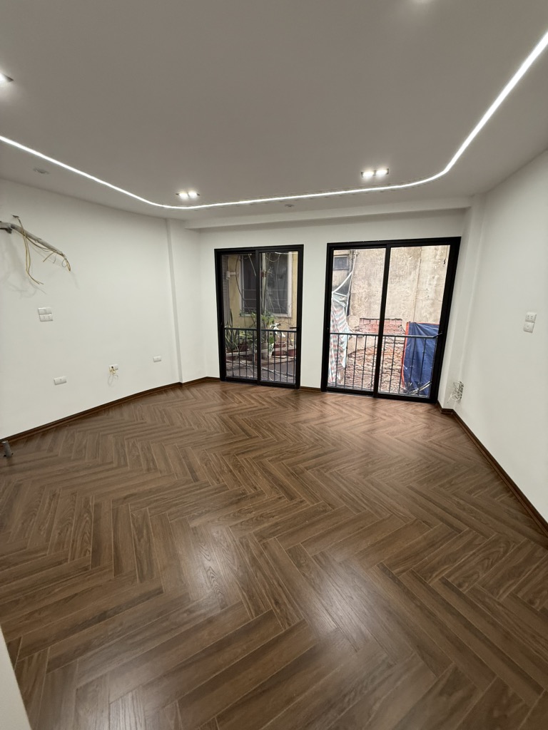 ĐỐNG ĐA- NGÕ NÔNG- NHÀ MỚI XÂY