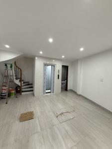 ĐỐNG ĐA- NGÕ NÔNG- NHÀ MỚI XÂY