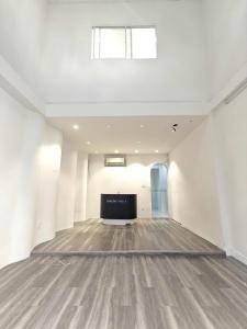 Nhà bán Q.3 - Lê Văn Sỹ - 52m2 - xe tải tận cửa - 9 tỷ X   52M2 - XE TẢI TẬN CỬA - QUẬN 3