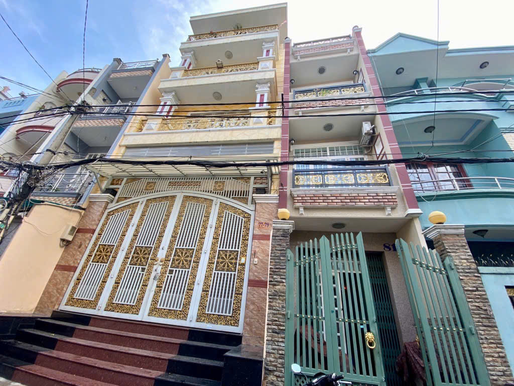 Nhà 4 tầng nằm hẻm Hồng Bàng - Quận 11