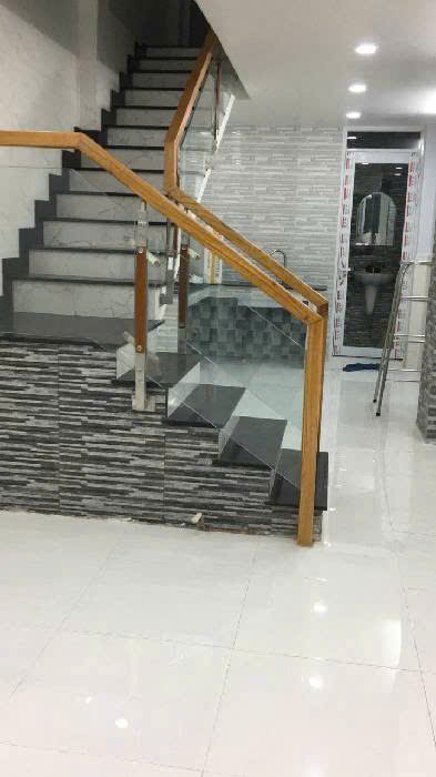 Bán Nhà hẻm oto Lạc Long Quân