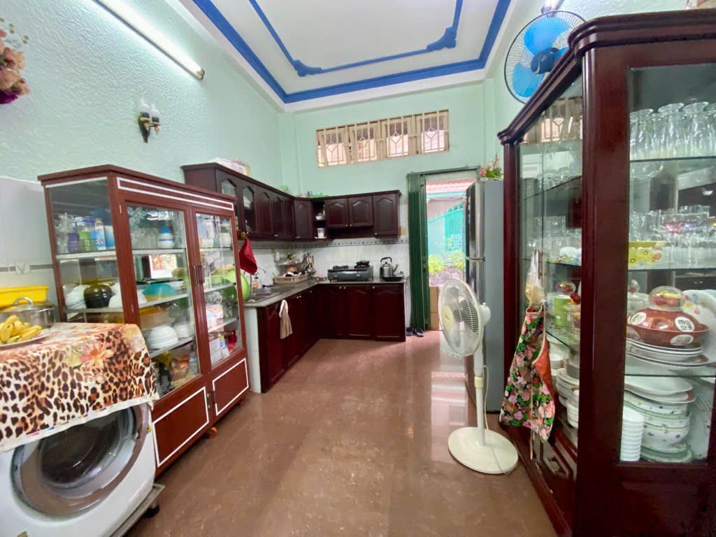 Bán nhà hẻm mặt tiền xe tải Hồng Bàng