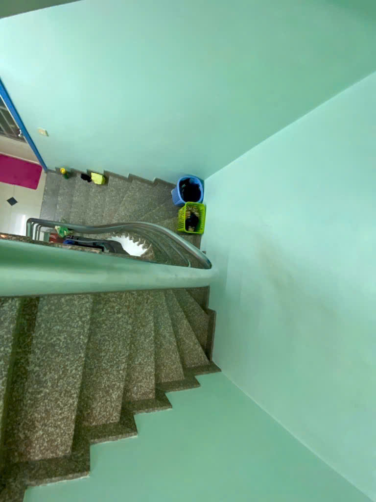 Bán nhà hẻm mặt tiền xe tải Hồng Bàng