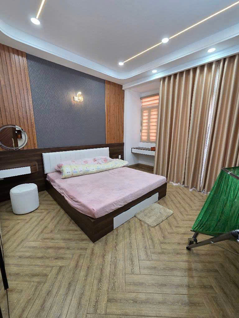 GẦN MẶT TIỀN HƯƠNG LỘ 2 - HẺM XE TẢI TRÁNH - 96M2 - 5 TẦNG ĐẸP LUNG LINH - 7PN - THANG MÁY XỊN SÒ