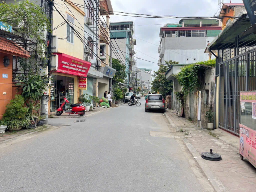 QUÁ HOT THẠCH BÀN 62M2- DNGIÁ NHỈNH 7 TỶ