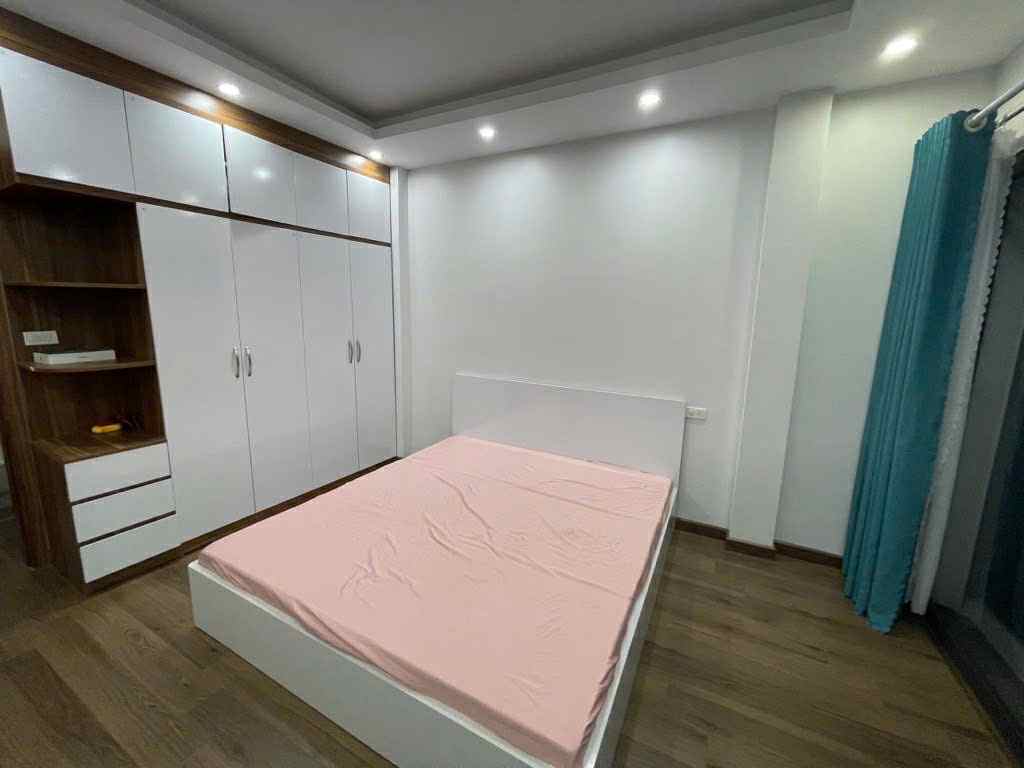 TRUNG KÍNH – NHÀ MỚI TINH – 33M² – 5 TẦNG – NỘI THẤT XỊN