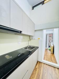 2.95tỷ _ 02 NGỦ_ TẬP THỂ TẦNG 2+3 _ VỊ TRÍ VIP _ TT HAI BÀ TRƯNG _ Ở CỰC VIP