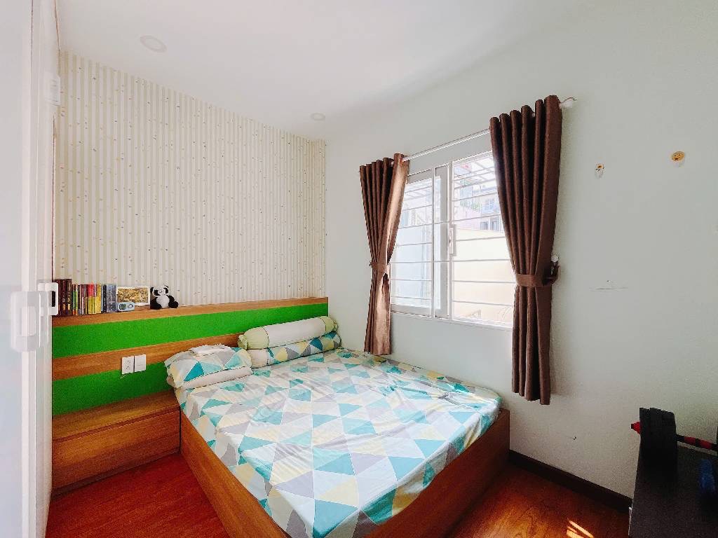 Bán gấp nhà 3 Tầng Mặt tiền đường số Tân Quy quận 7