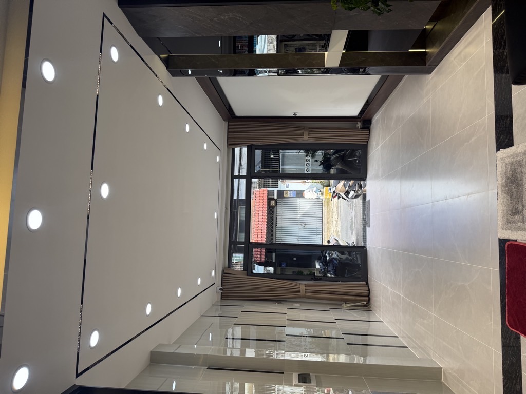 BÁN NHÀ 5 TẦNG MẶT TIỀN ĐƯỜNG SỐ KHU CƯ XÁ NGÂN HÀNG QUẬN 7 GIÁ CHỈ 2X tỷ