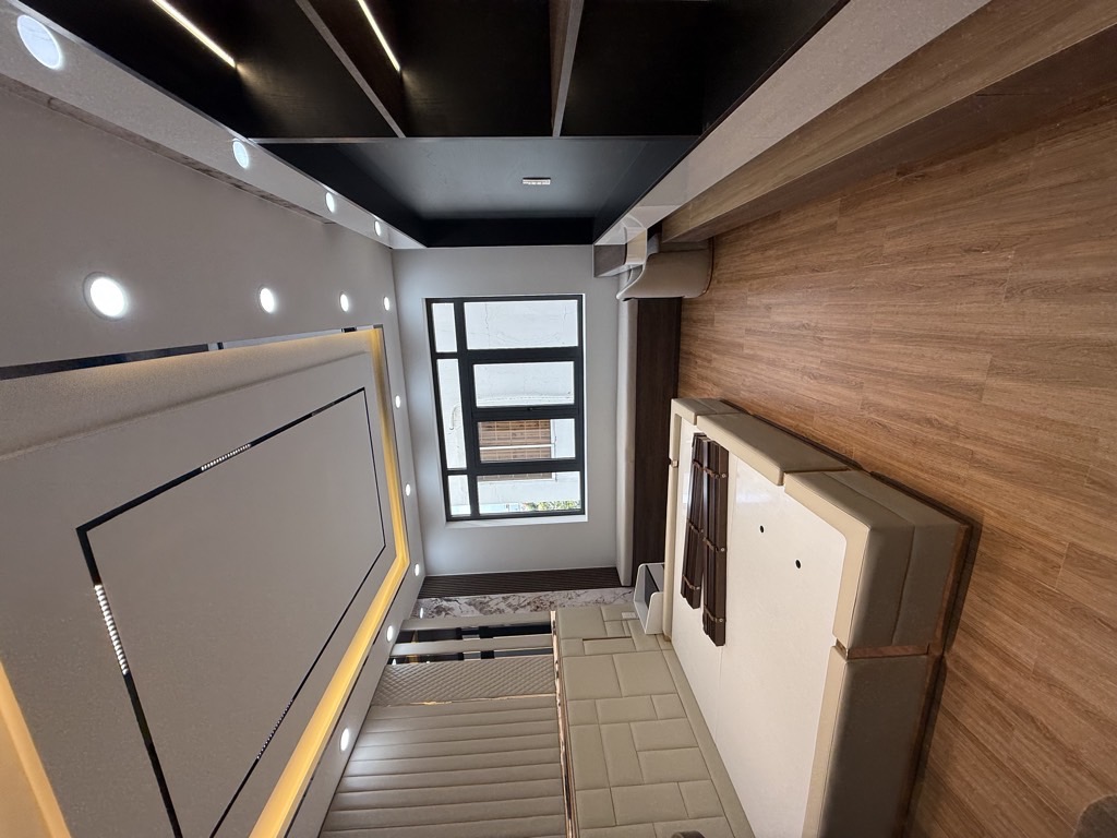 BÁN NHÀ 5 TẦNG MẶT TIỀN ĐƯỜNG SỐ KHU CƯ XÁ NGÂN HÀNG QUẬN 7 GIÁ CHỈ 2X tỷ