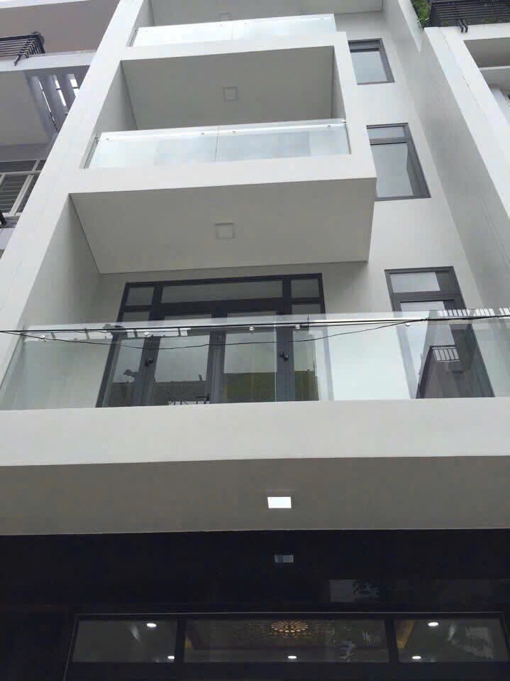 Bán CHDV 4 tầng 5X20, đường số, Quận 7, kế bên Phú Mỹ Hưng