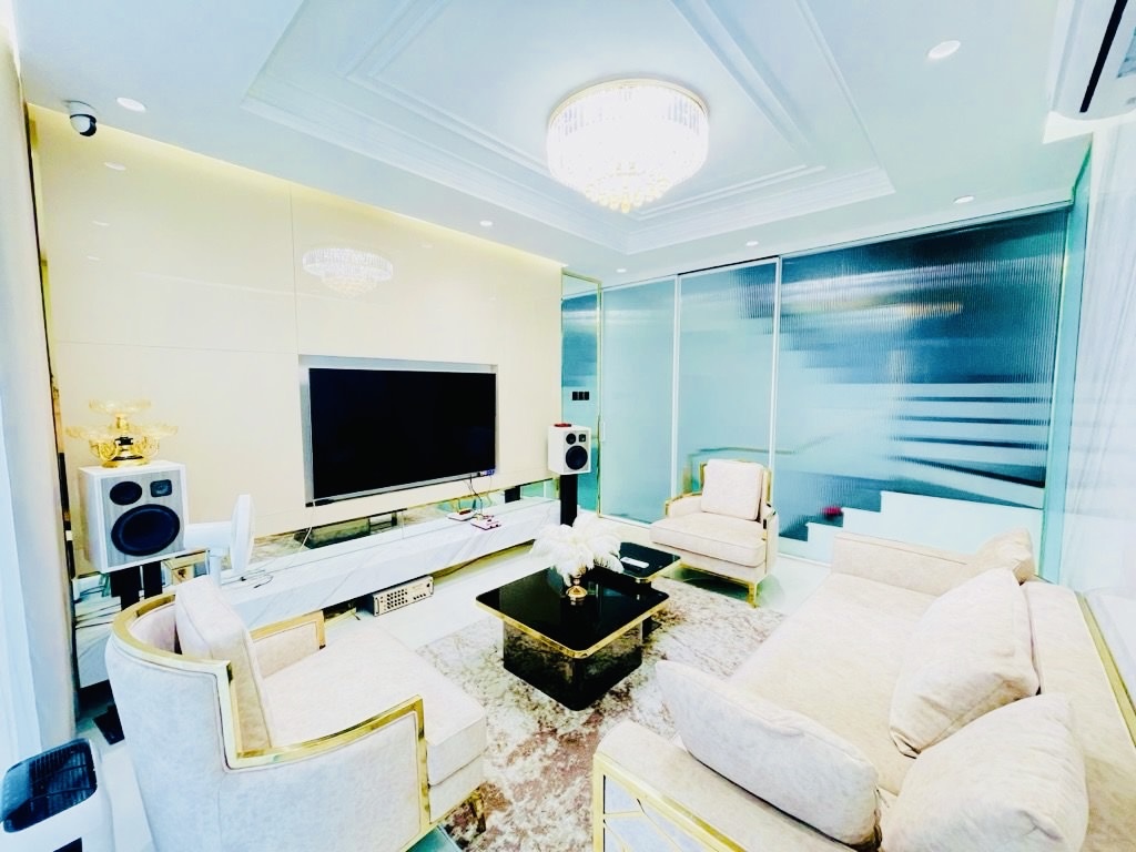 Bán nhà 5 tầng mặt tiền kinh doanh đường số Tân Quy quận 7