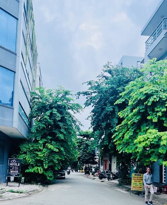 Bán nhà 4 TẦNG  5x20 mặt tiền đường số khu đô thị Phú Mỹ Hưng Quận 7