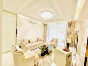 Bán nhà 5 tầng mặt tiền kinh doanh đường số Tân Quy quận 7