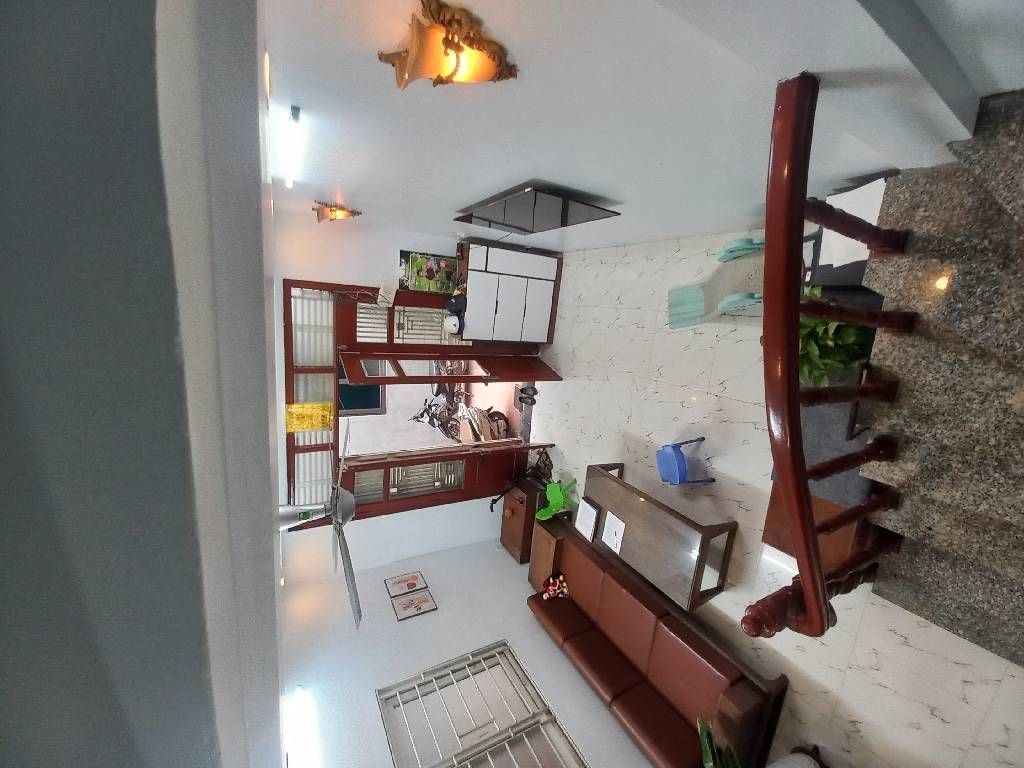 LÔ GÓC 2 THOÁNG - Ô TÔ GẦN