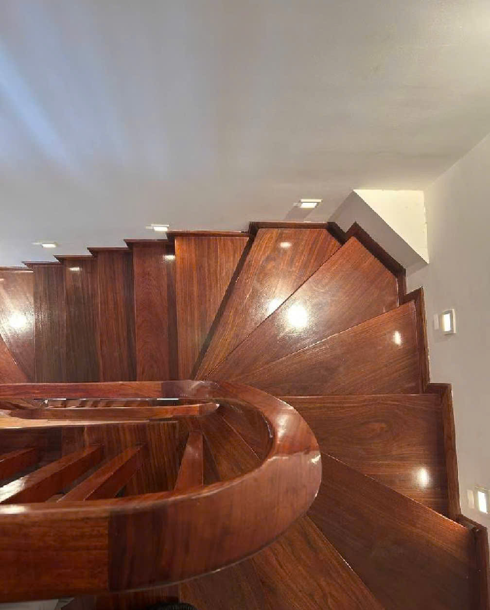 Bán nhà đường văn minh -di trạch ( trục đg trung tâm xã ) , tiện ích khỏi phải nghĩ