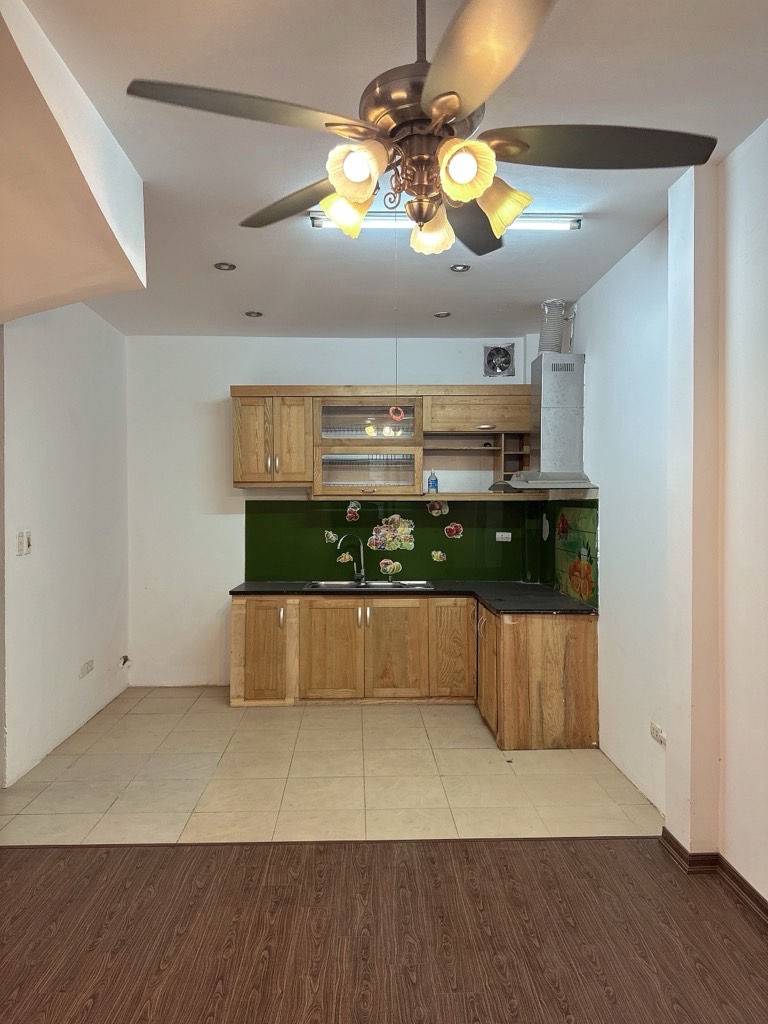 BÁN  NHADF GIA QUẤT TÀI CHÍNH 9 TỶ NGÕ THÔNG Ô TÔ TRÁNH - DÒNG TIỀN TỐT