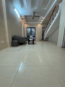 BÁN  NHADF GIA QUẤT TÀI CHÍNH 9 TỶ NGÕ THÔNG Ô TÔ TRÁNH - DÒNG TIỀN TỐT