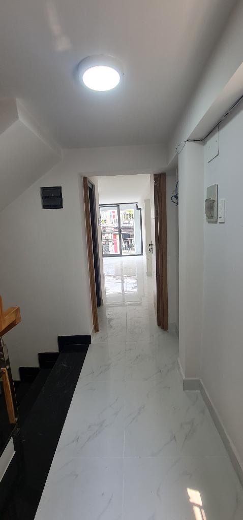 BÁN NHÀ MỚI – LẠC LONG QUÂN – QUẬN 11 – 5 TẦNG – GIÁ 9.6 TỶ