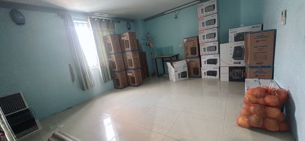 Nhà mặt phố, kinh doanh hay ở đều đình. VF6 ngủ trong nhà