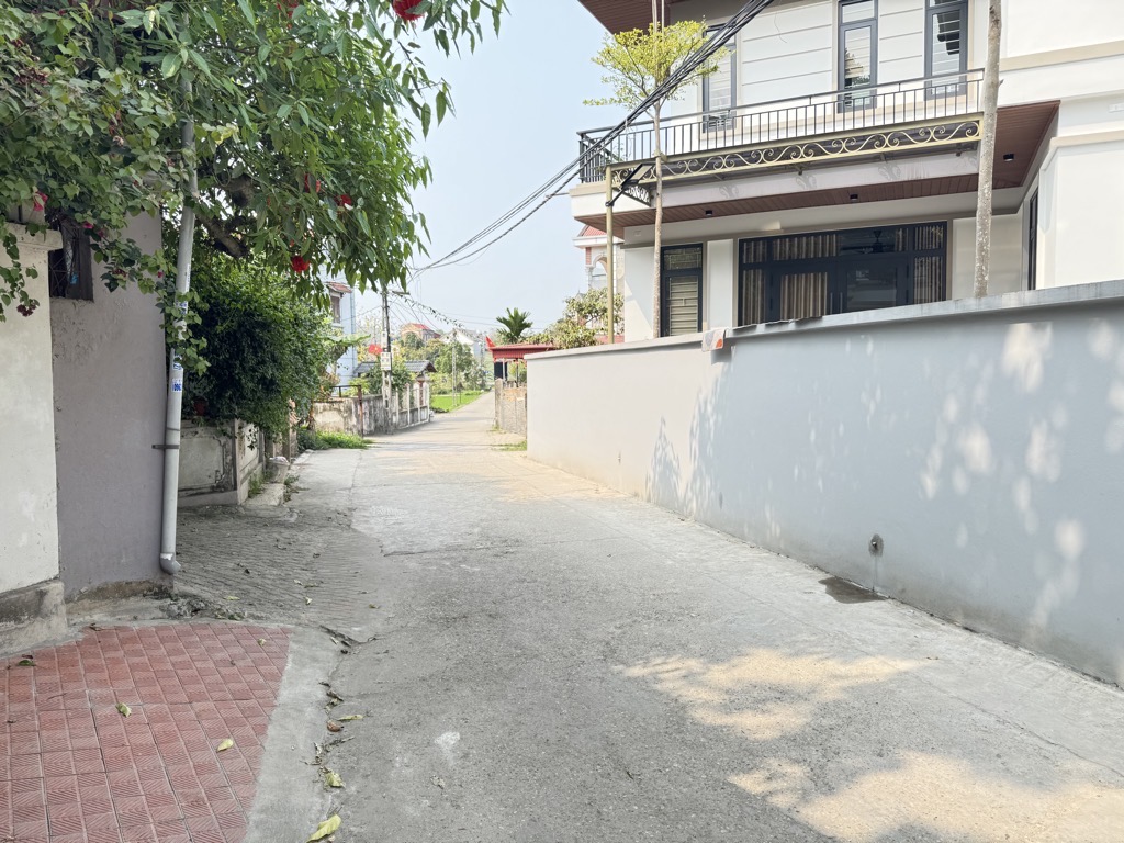 Siêu phẩm nhà , đường lớn , ô tô VF7 ngủ trong nhà, thang máy sịn sò