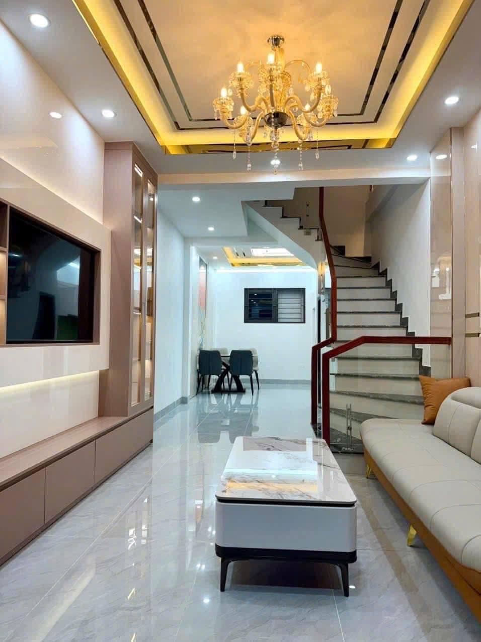 Gia Quất - Long Biên | 50m2 | Nhỉnh 9 tỷ có lượng