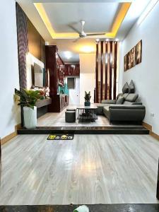 Bán Nhà Phố Gia Quất, Long Biên - 35m2 - 8.xx tỷ