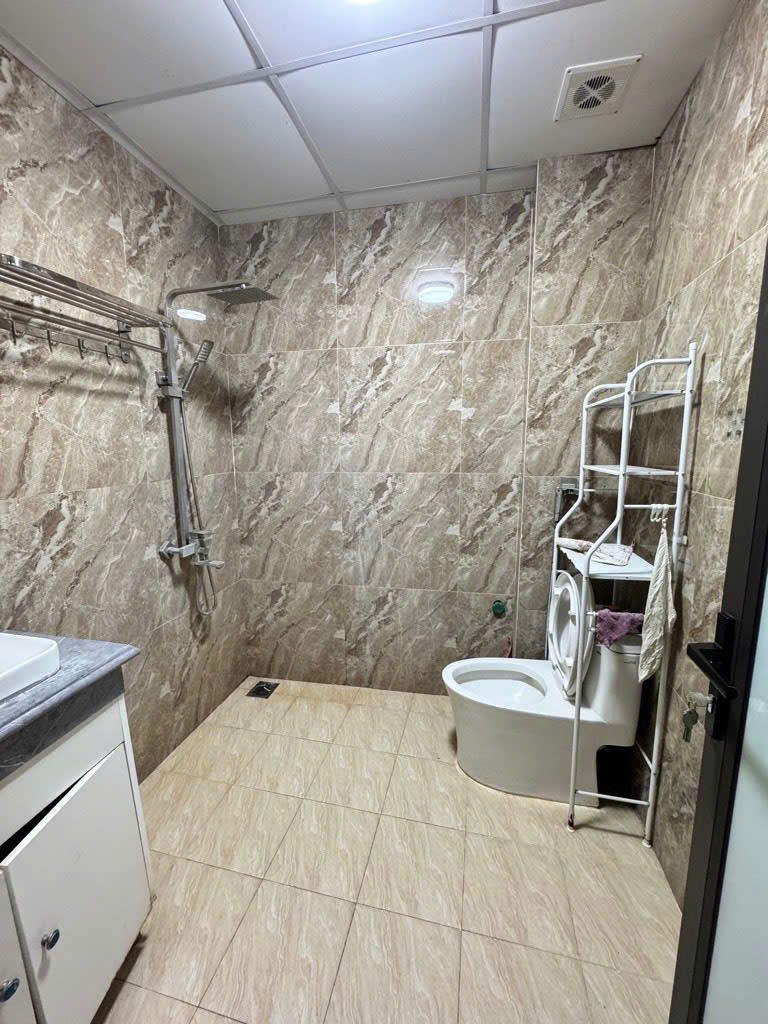 CHỦ CẦN BÁN GẤP - NHÀ ĐẸP BÁT KHỐI DÂN XÂY 31 m2 x 4 TẪNG - CÁCH Ô TÔ TRÁNH 15M - NHỈNH 5 TỶ