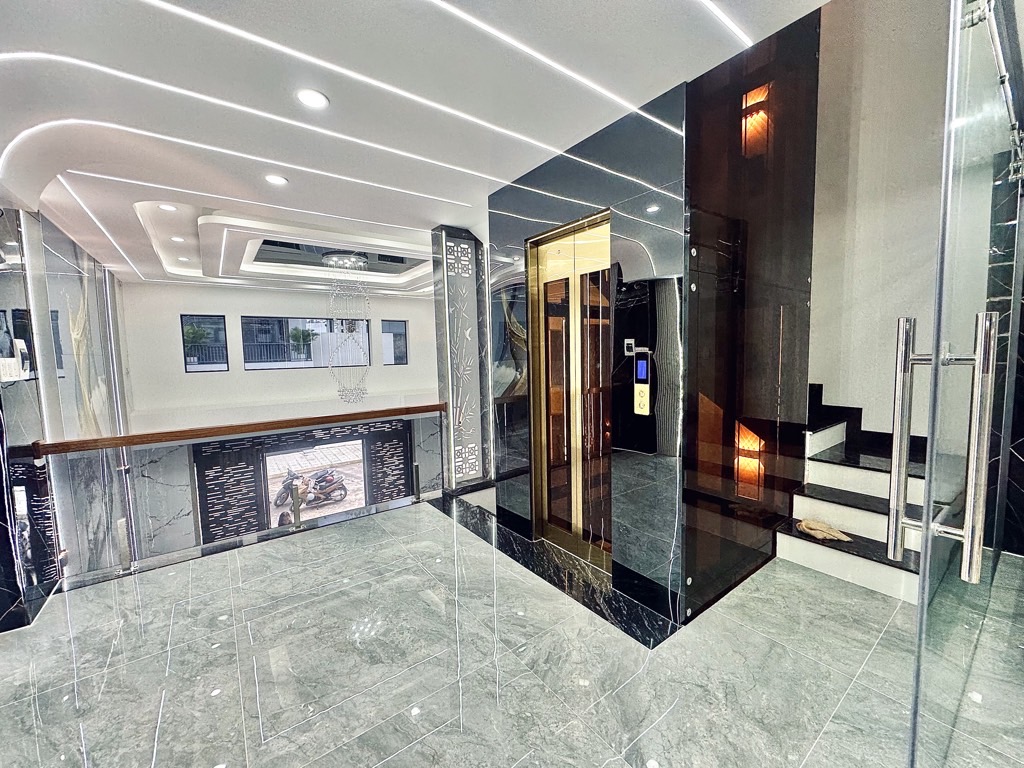 SIÊU PHẨM SONG SINH KHU PHÂN LÔ 6 TẦNG CÓ THANG MÁY - FULL NỘI THẤT - NGANG HƠN 5M - HẺM NHỰA RỘNG 15M - 82M2 - CHỈ 11.X TỶ