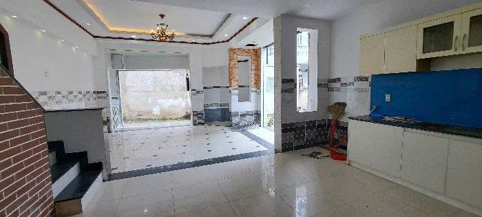 7 Tỷ, đường số Bình Hưng Hòa, ngang 6m, dài 11m, 4 tầng.