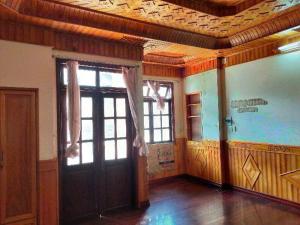 Nhà đẹp Bình Trị Đông, rộng 5m, dài 21m, 3 tầng, giáp quận 6, 8,2 Tỷ