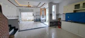 7 Tỷ, đường số Bình Hưng Hòa, ngang 6m, dài 11m, 4 tầng.