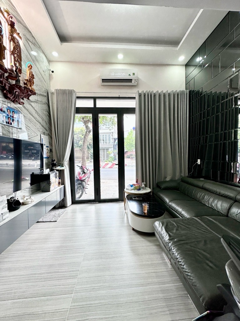 BÁN NHÀ MẶT TIỀN KHU VIP NGUYỄN  SƠN, PHÚ THỌ HÒA, TÂN PHÚ