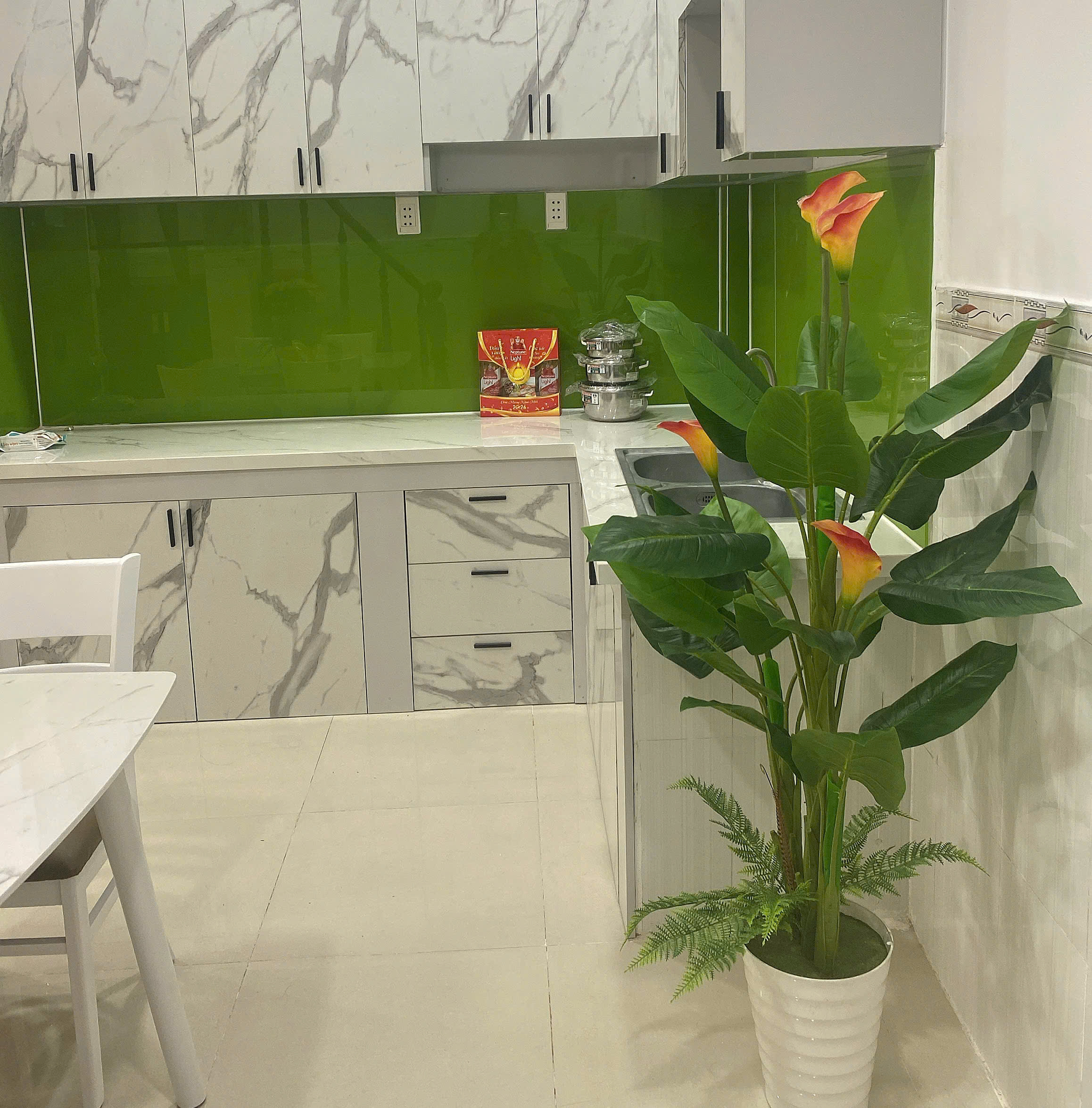 NHÀ ĐẸP NGAY TRUNG TÂM TÂN PHÚ SÁT ĐẦM SEN , NGAY LŨY BÁN BÍCH HÒA BÌNH