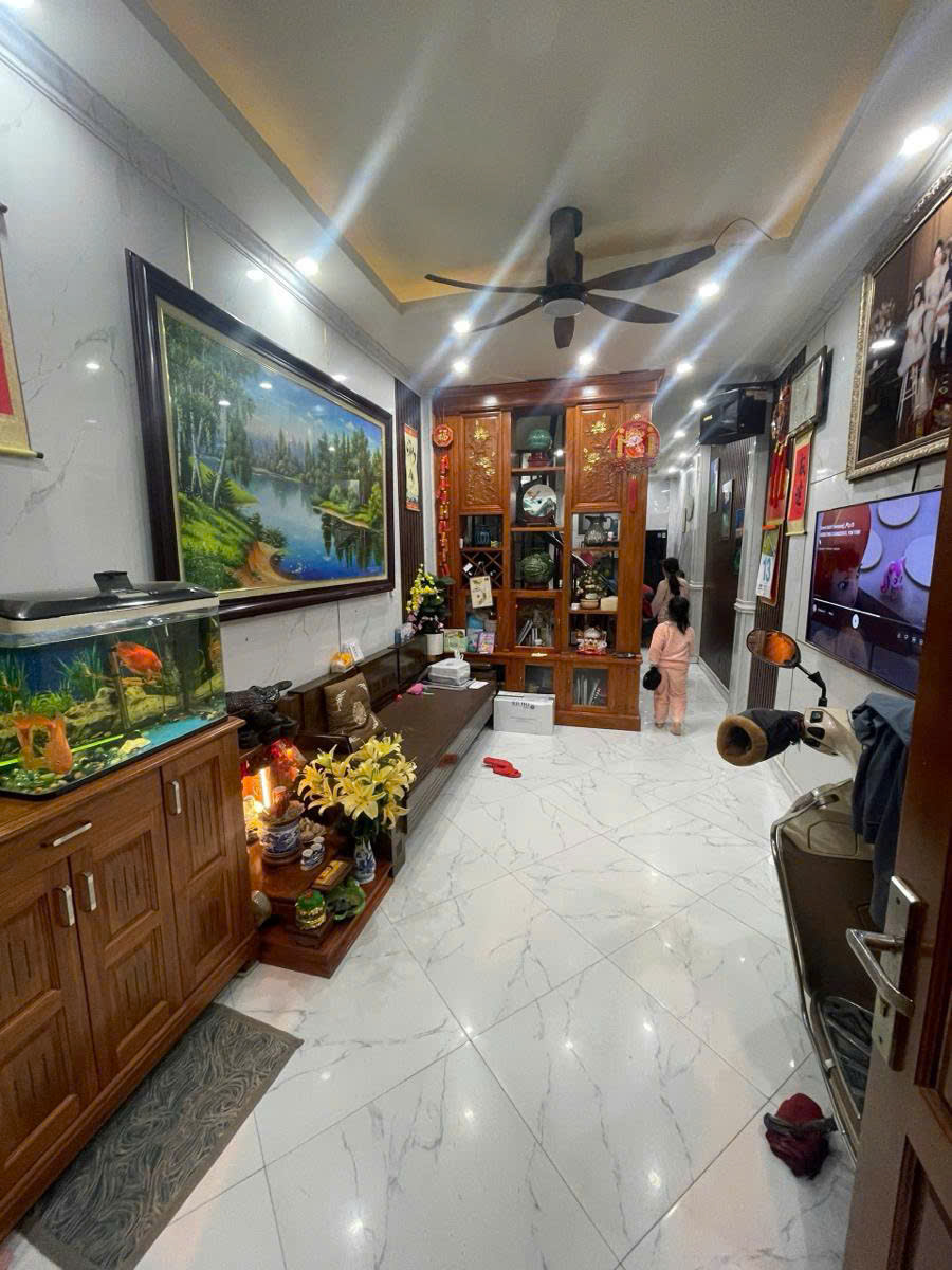 BÁN NHÀ TÂY MỖ HƠN 6 TỶ ĐỒNG - 5 TẦNG FULL CÔNG NĂNG - SỔ ĐỎ VUÔNG ĐẸP