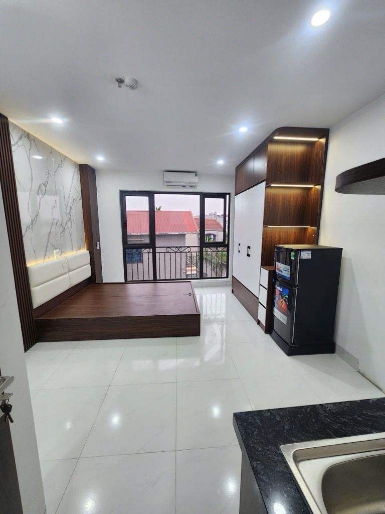 #DATTHACHBANLONGBIEN. CẦN BÁN GẤP MẢNH ĐẤT 60M²_ TRUNG TÂM THẠCH BÀN_ Mảnh đất đẹp dt 60m giá chỉ hơn 7 tỷ. Gần trường _chợ. Tiện ích.  LH 0962384811  làm việc chính chủ.